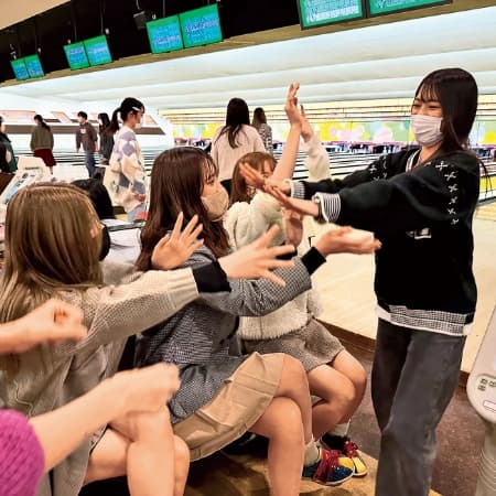 ボウリング大会 画像